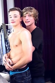 Party hard with the hardcore-loving twinks Jessie Montgomery and Logan Cross
